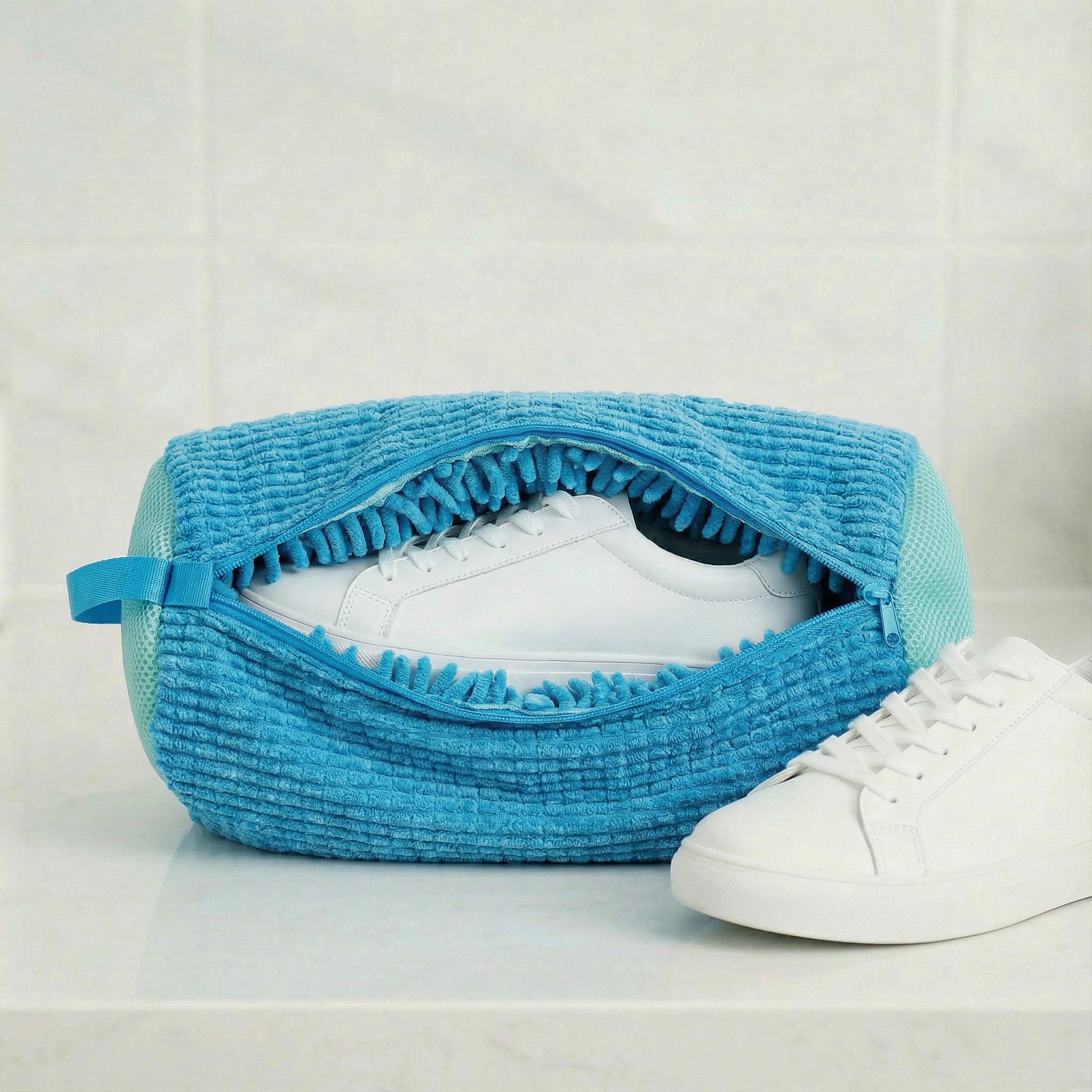 Schuh Waschschutz Pro- schonende Reinigung mit maximalem Schutz.